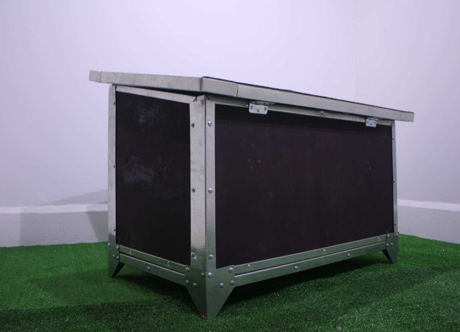 Будка для собак утепленная с внутренней перегородкой. Фото 6