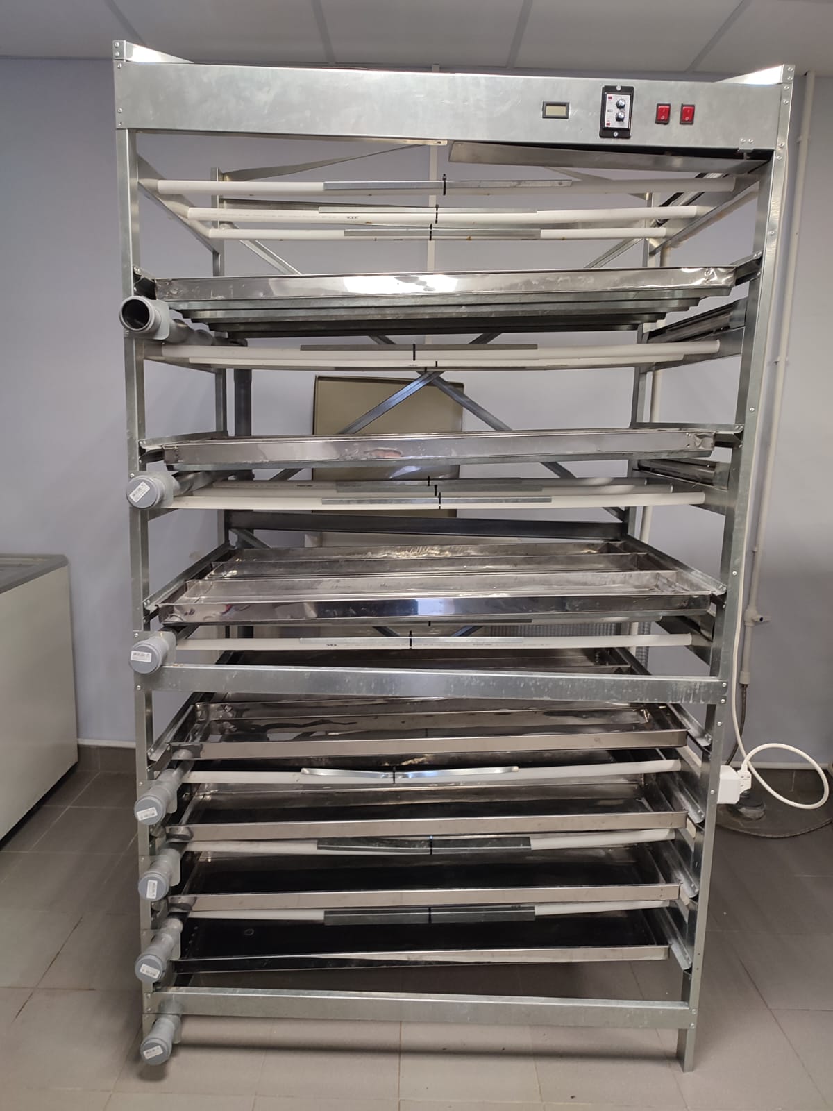 Гидропонная установка для зелёного корма. Фото 9