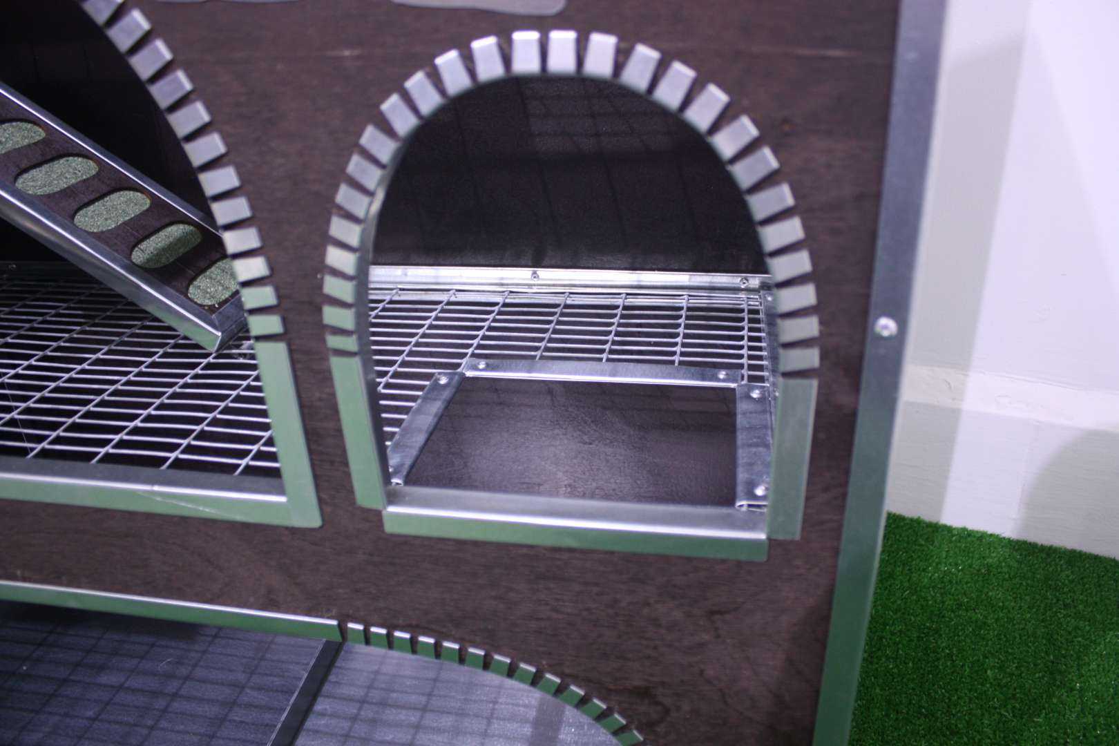 Лазелка для декоративных кроликов "Замок". Фото 9