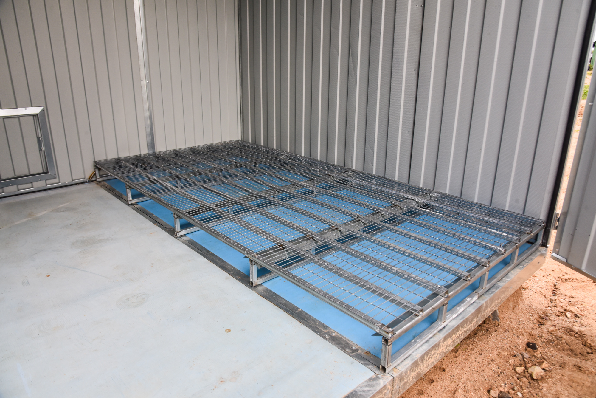  Настил металлический усиленный для птичника. Фото 1