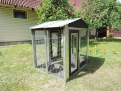 Домики и выгулы для индюков